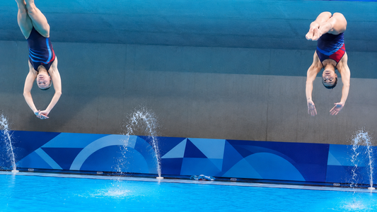 Why Is Water Sprayed On The Diving Pool?