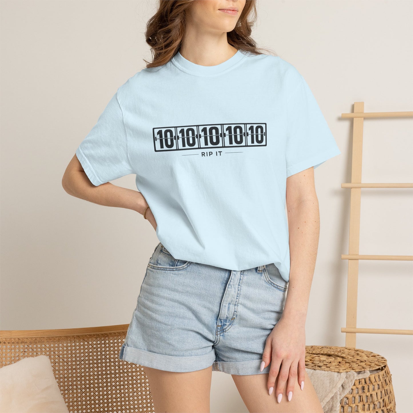 Straight 10's Minimalist Graphic T-Shirt