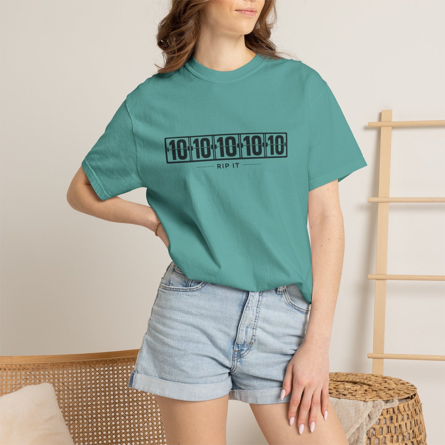 Straight 10's Minimalist Graphic T-Shirt