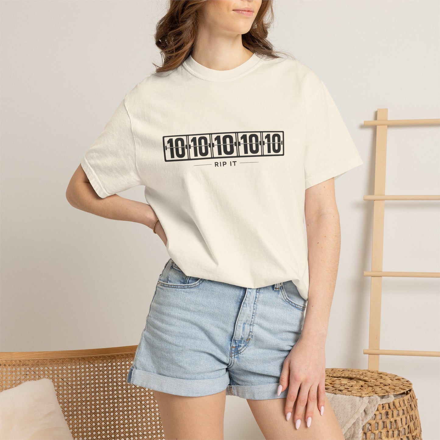 Straight 10's Minimalist Graphic T-Shirt